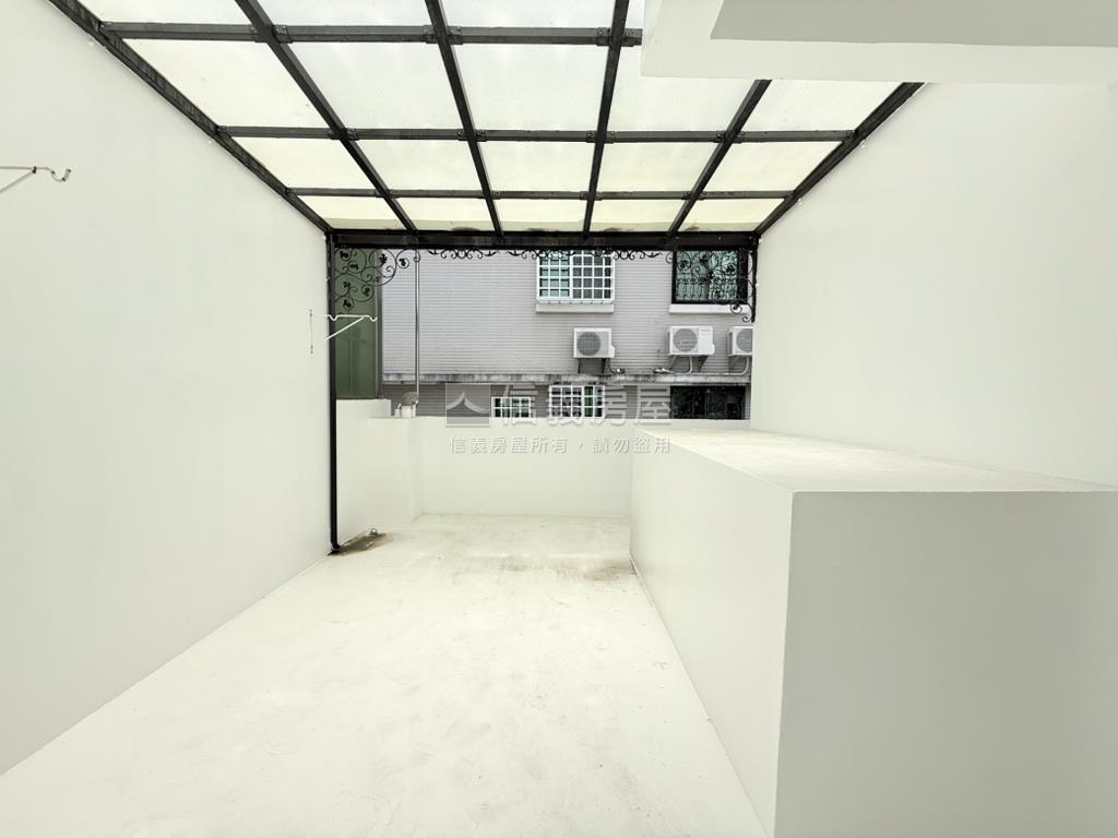 虎尾寮朝南臨路透天房屋室內格局與周邊環境