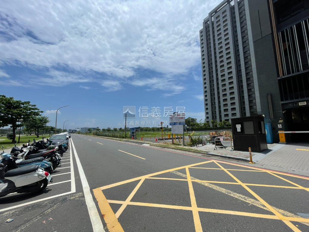 安平輕齡優質兩房平車房屋室內格局與周邊環境