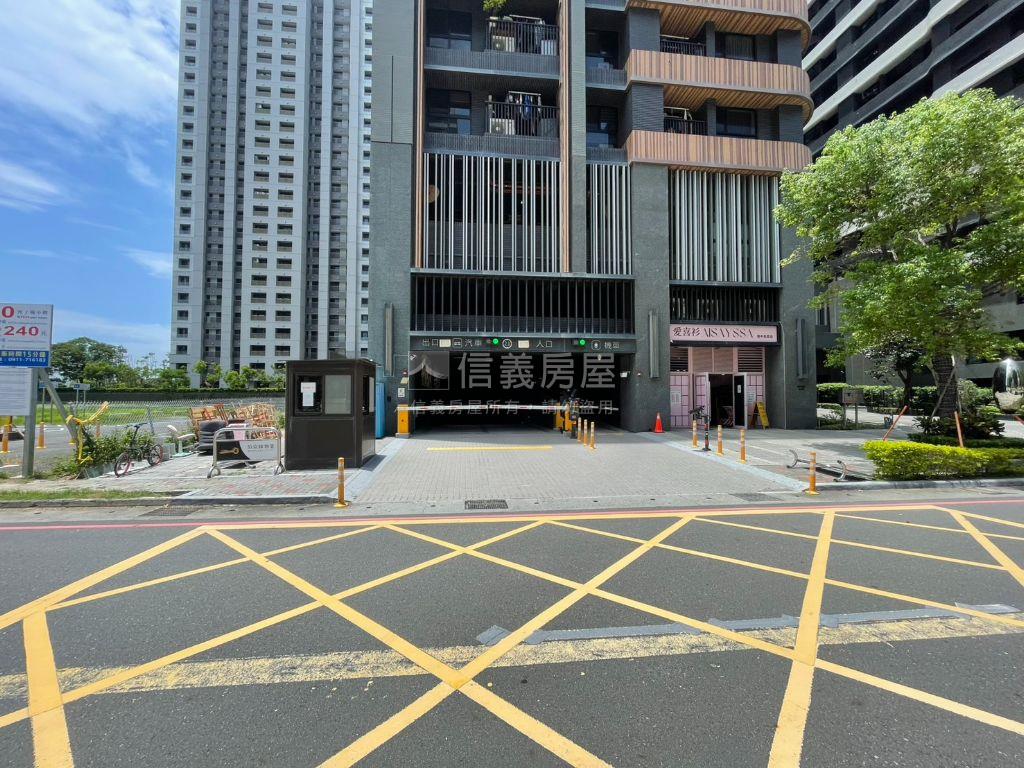 安平輕齡優質兩房平車房屋室內格局與周邊環境