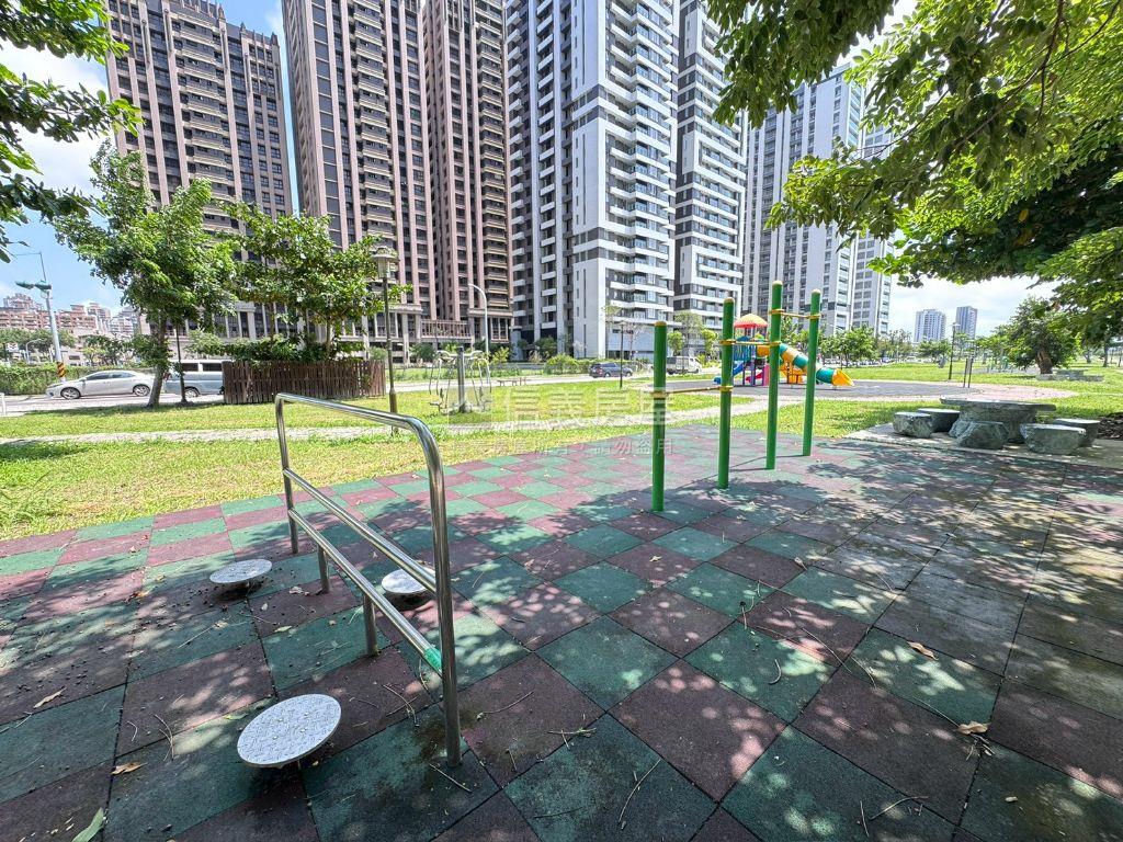 安平輕齡優質兩房平車房屋室內格局與周邊環境