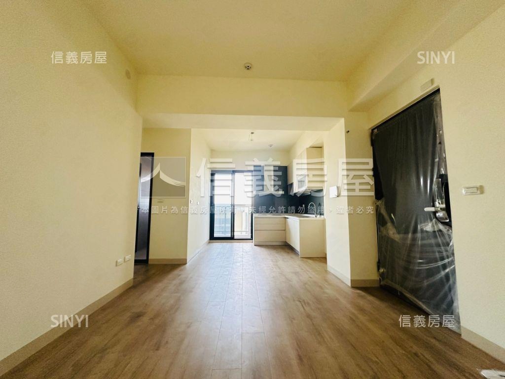 近裕農路全新３房＋車位房屋室內格局與周邊環境