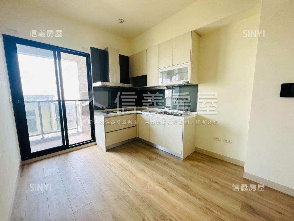 近裕農路全新３房＋車位房屋室內格局與周邊環境