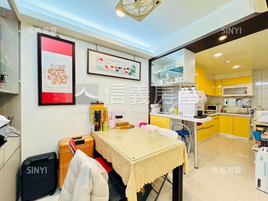 稀有邊間美妝３房房屋室內格局與周邊環境