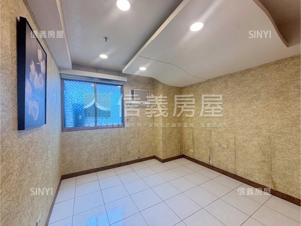 城堡花園溫馨三房平面車位房屋室內格局與周邊環境