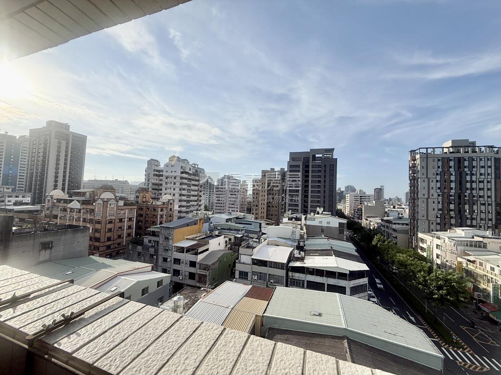 專約四季淳兩房美邸房屋室內格局與周邊環境