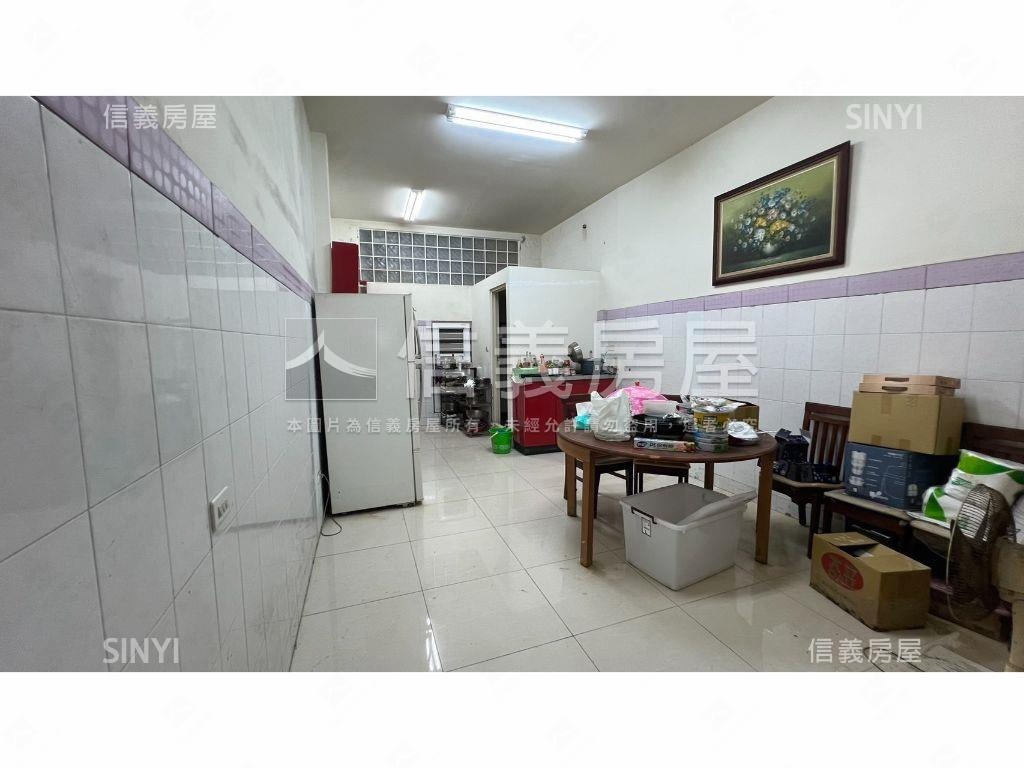 近美術館四套房低總價透天房屋室內格局與周邊環境