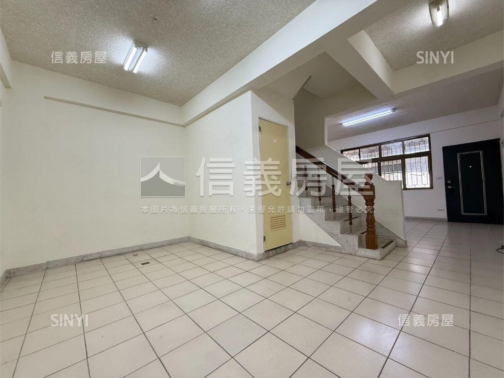 水湳逢甲中國醫稀有夯透天房屋室內格局與周邊環境