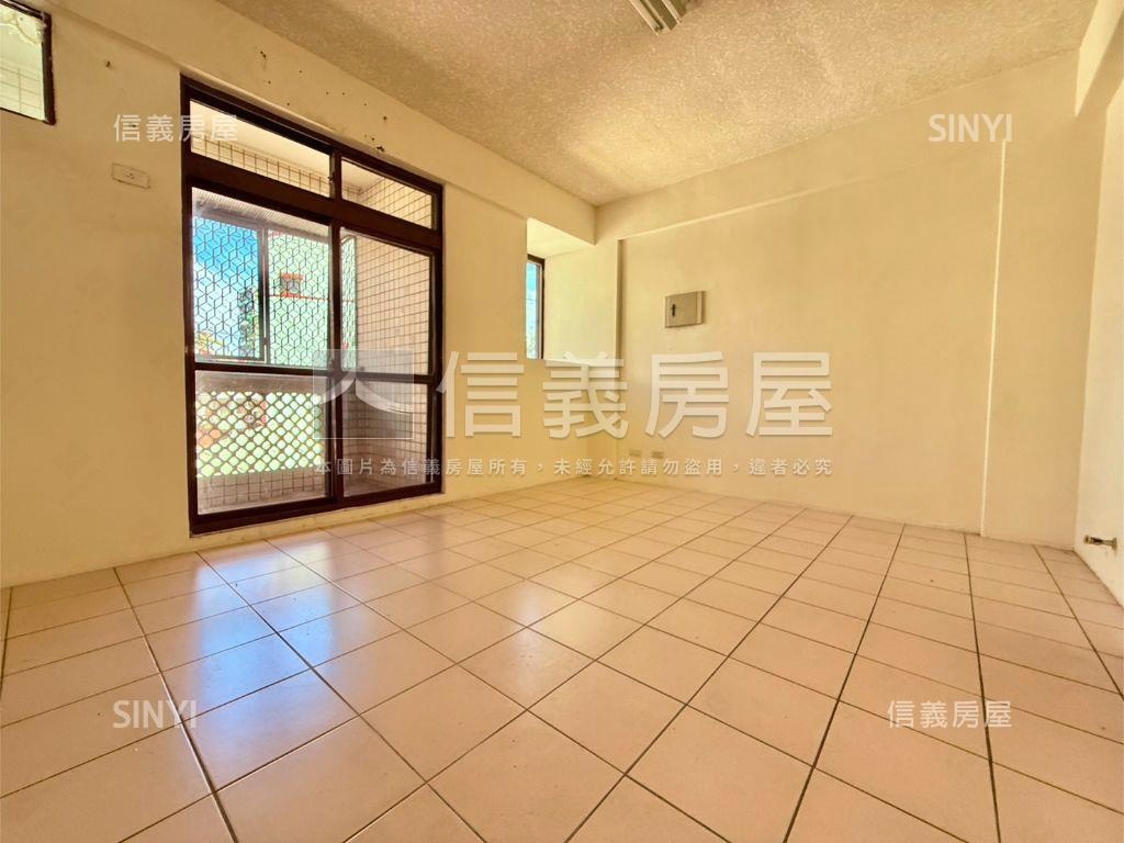 水湳逢甲中國醫稀有夯透天房屋室內格局與周邊環境
