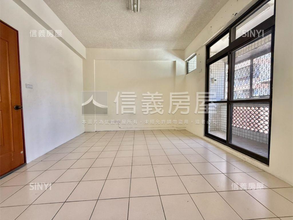 水湳逢甲中國醫稀有夯透天房屋室內格局與周邊環境
