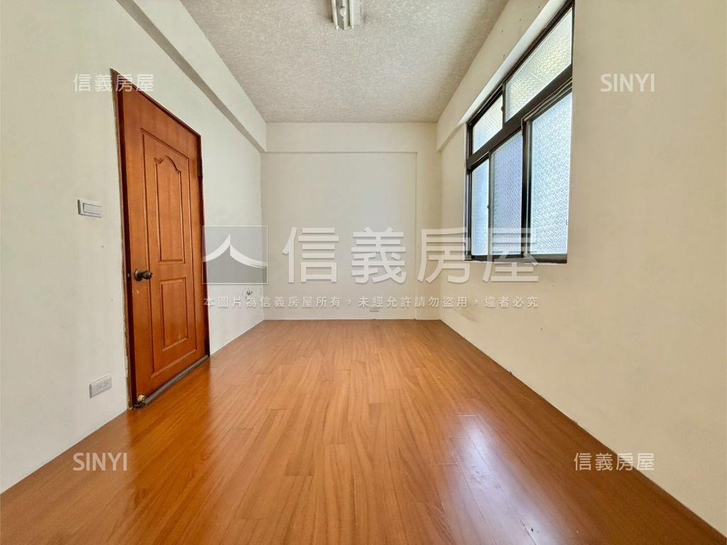 水湳逢甲中國醫稀有夯透天房屋室內格局與周邊環境