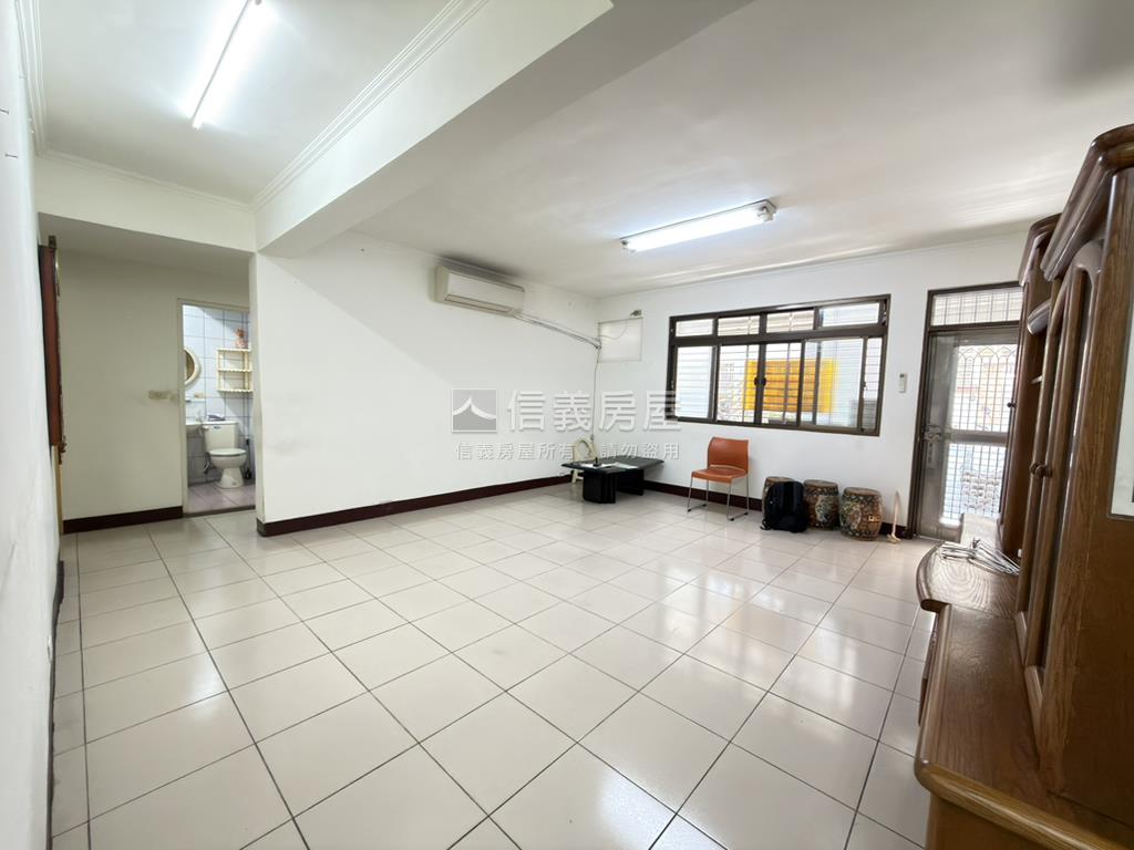 仙岩公寓一樓房屋室內格局與周邊環境