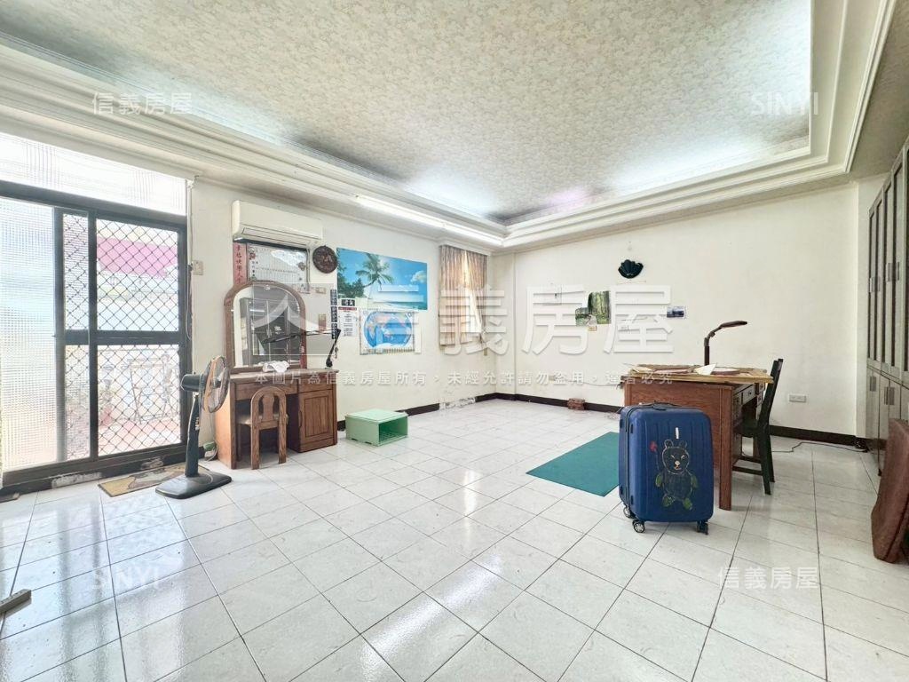 永康｜東橋芳鄰挑高大車墅房屋室內格局與周邊環境