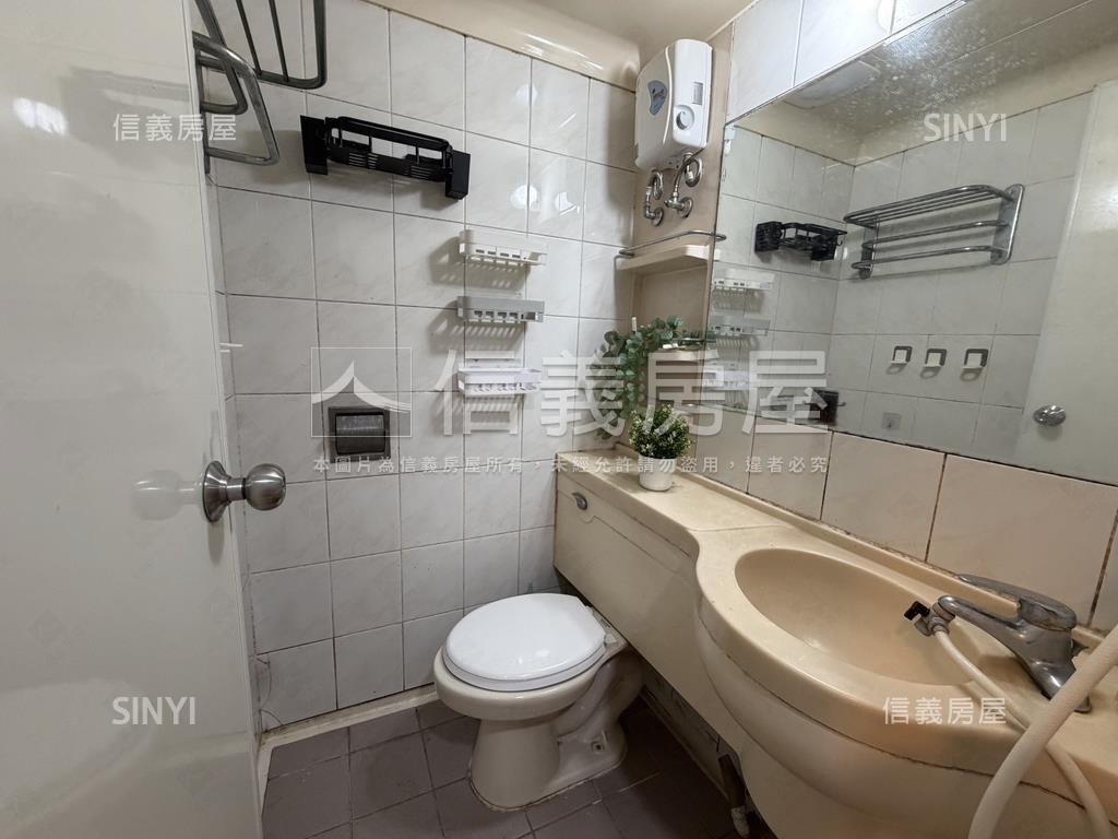 柳川高樓視野美套房房屋室內格局與周邊環境