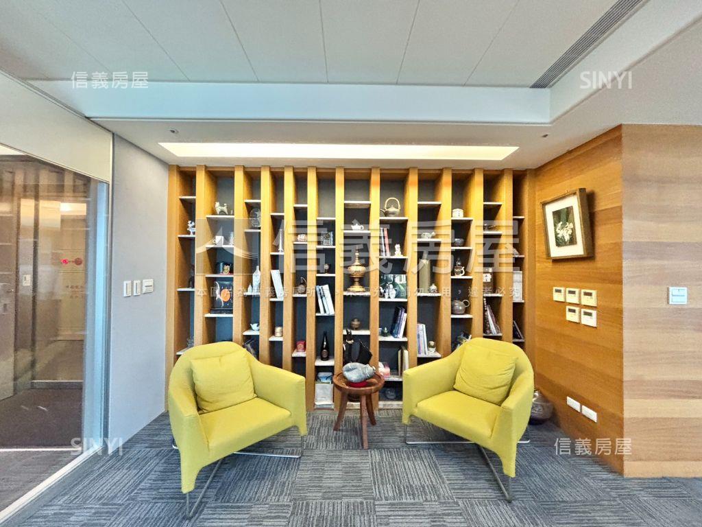 夯七期Ｔ３前棟低單價商辦房屋室內格局與周邊環境