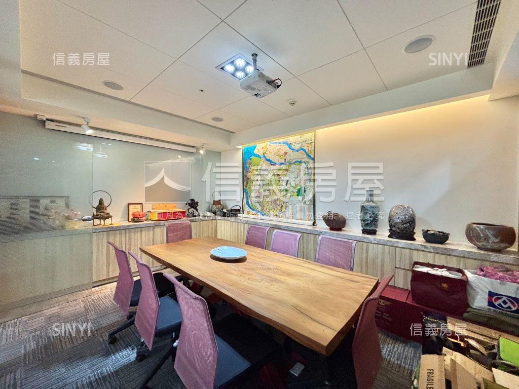 夯七期Ｔ３前棟低單價商辦房屋室內格局與周邊環境