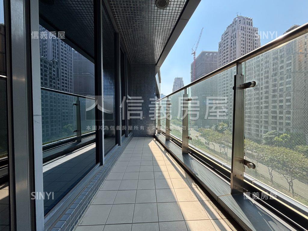 夯七期Ｔ３前棟低單價商辦房屋室內格局與周邊環境