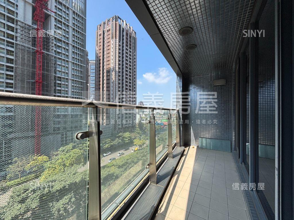 夯七期Ｔ３前棟低單價商辦房屋室內格局與周邊環境