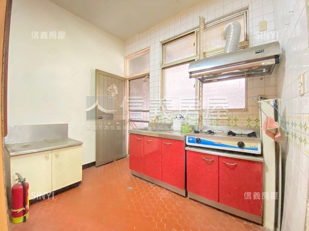 低總價海山捷運宅房屋室內格局與周邊環境