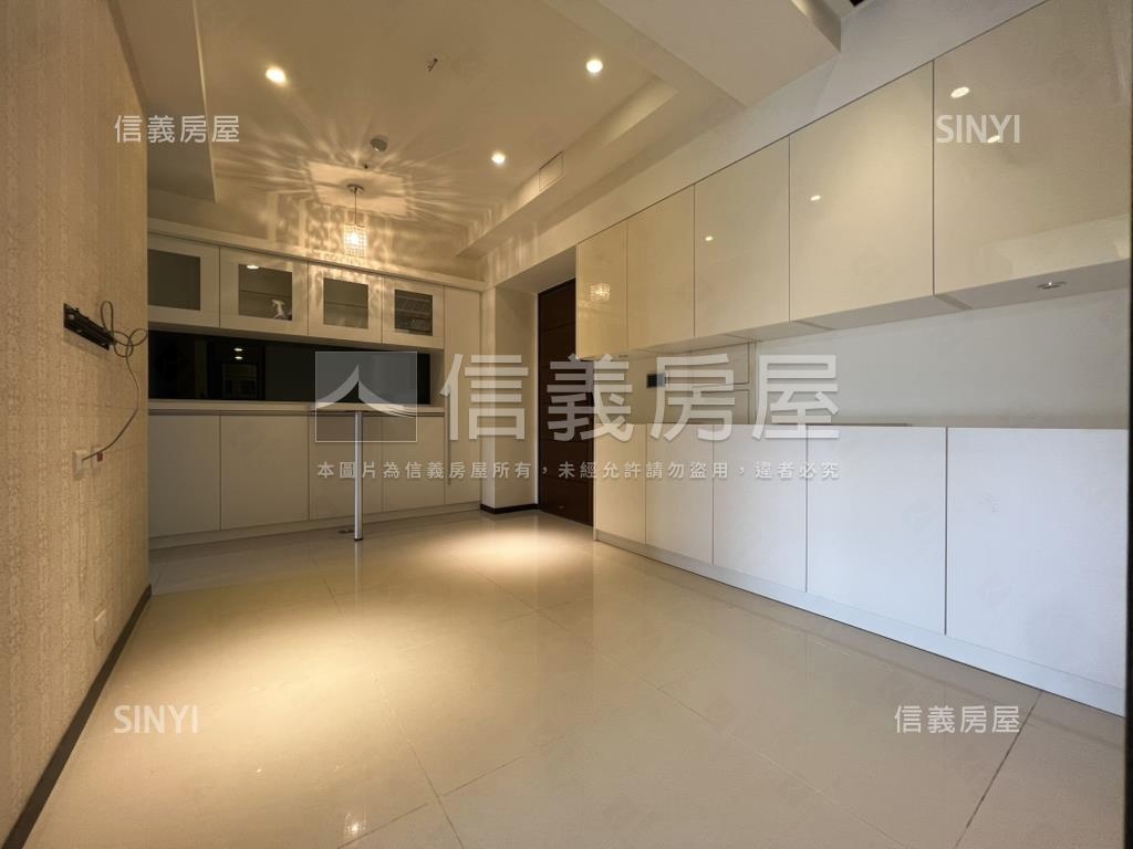 捷運～雍河院絕美２房房屋室內格局與周邊環境