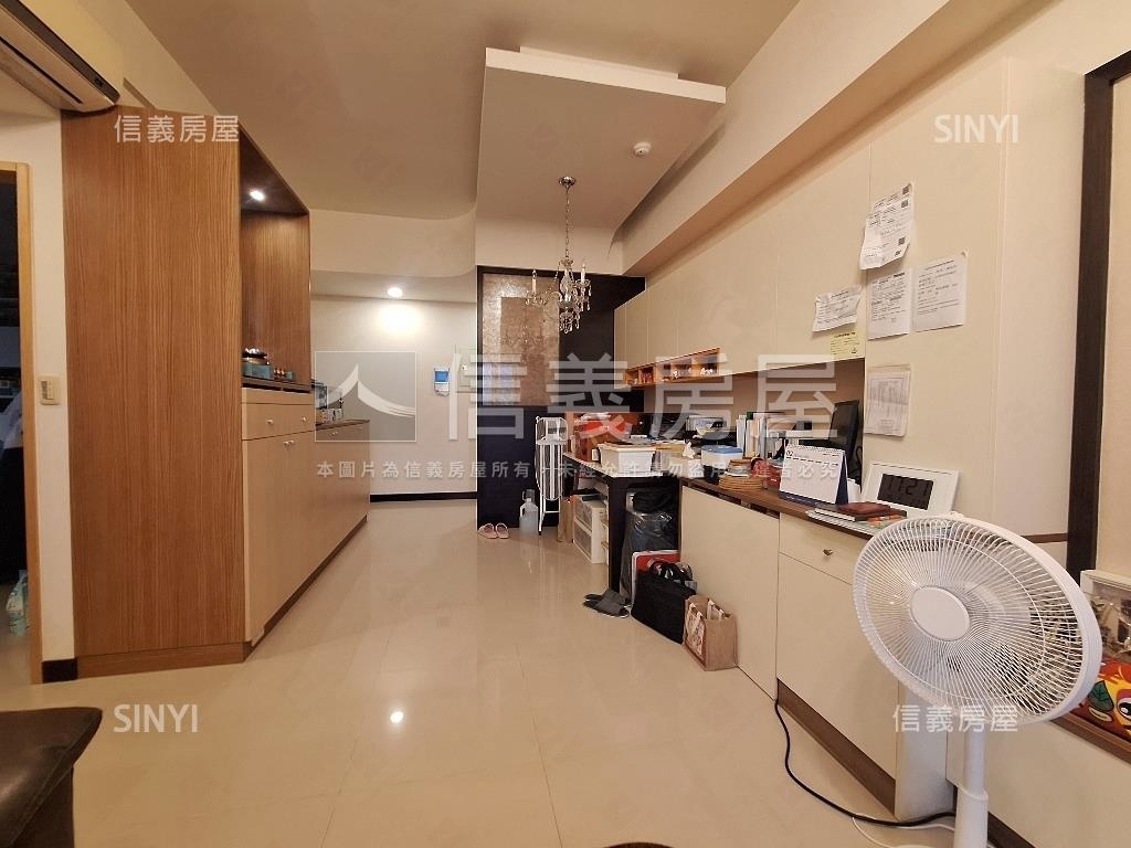 和風集校園三房車房屋室內格局與周邊環境