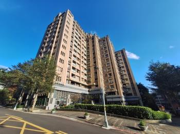 和風集景觀三房車