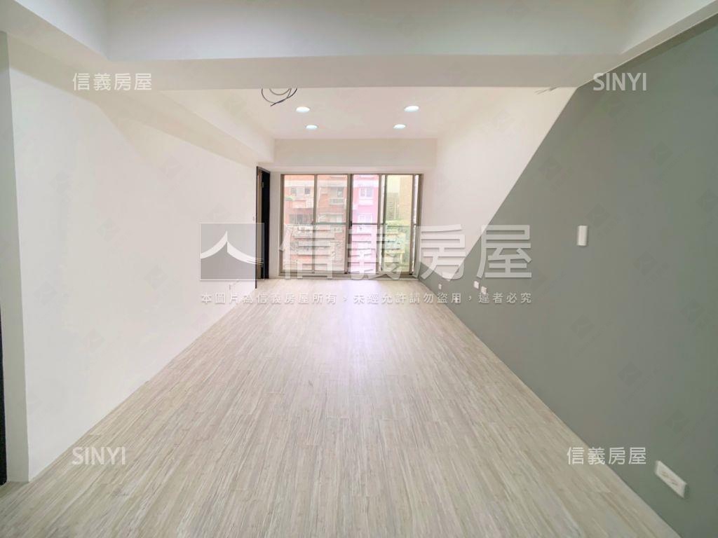 樓下即是全聯凱歌３房車位房屋室內格局與周邊環境