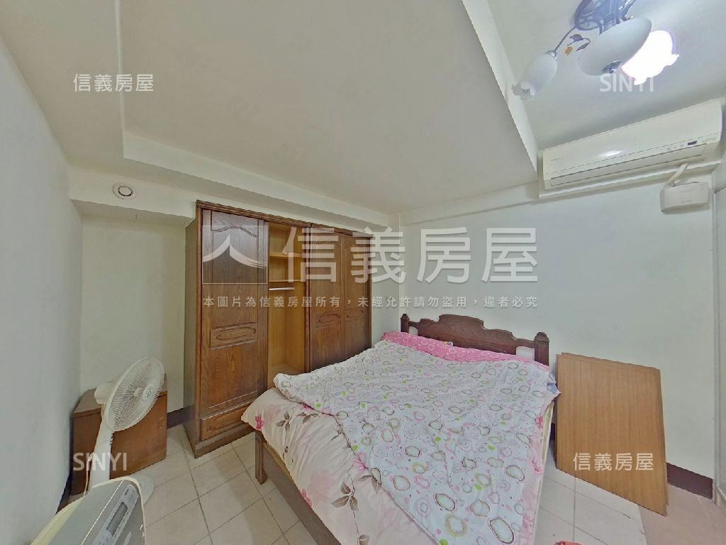 秀才龍傳家燙金店面房屋室內格局與周邊環境