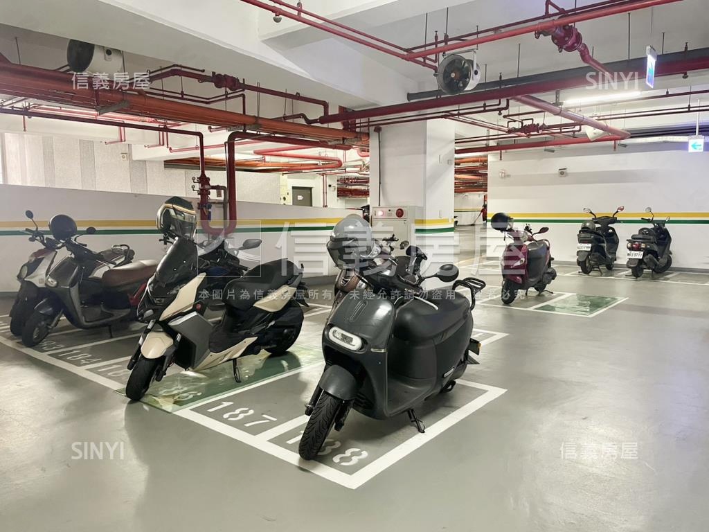 桂林商圈滙美質感兩房平車房屋室內格局與周邊環境