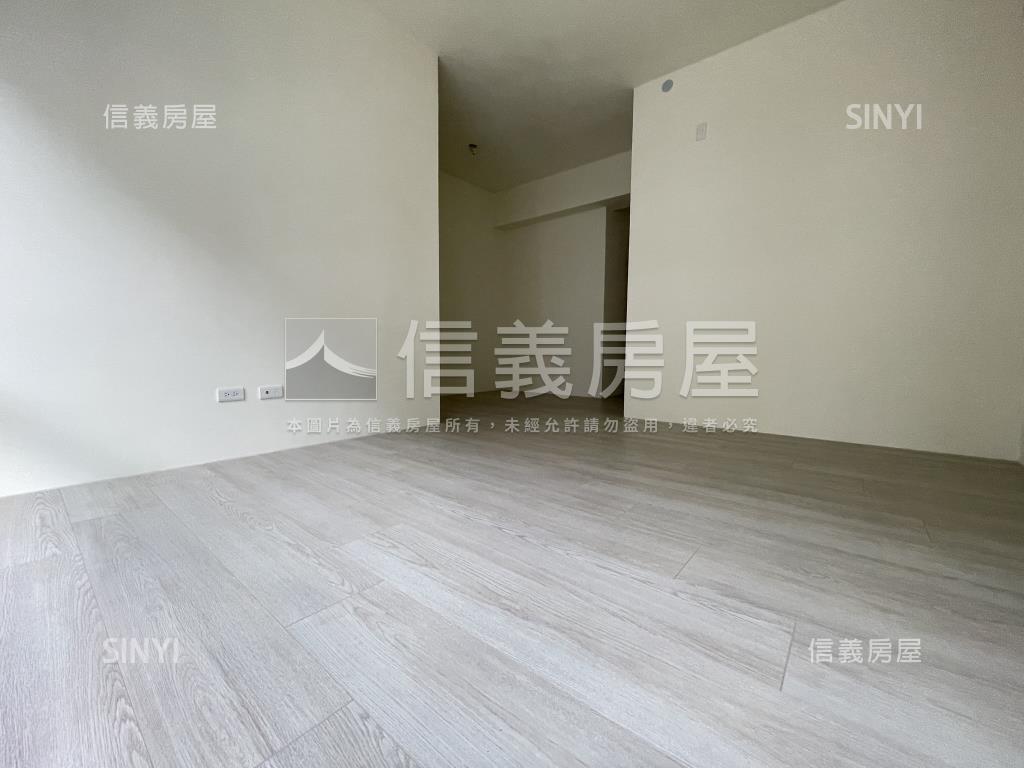 金馬大心全新別墅房屋室內格局與周邊環境