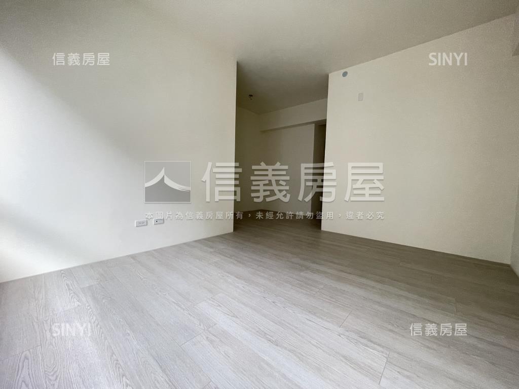 金馬大心全新別墅房屋室內格局與周邊環境