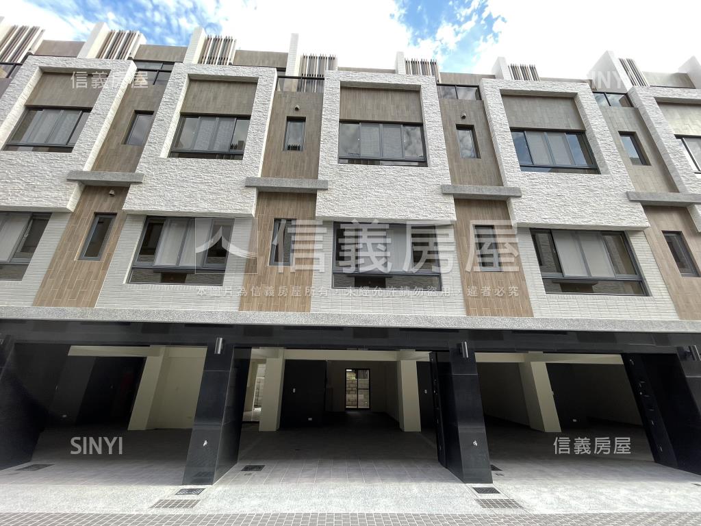 金馬大心全新別墅房屋室內格局與周邊環境