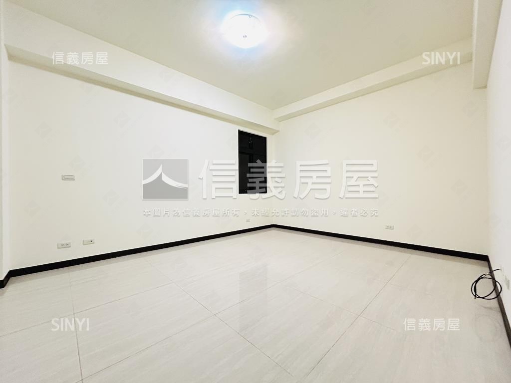 新天境。尊爵豪邸房屋室內格局與周邊環境