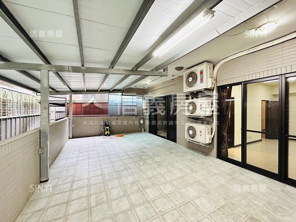 新天境。尊爵豪邸房屋室內格局與周邊環境