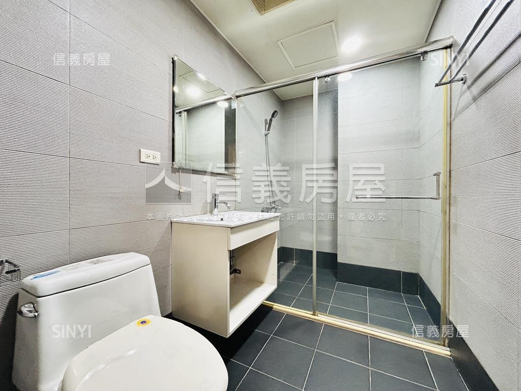 新天境。尊爵豪邸房屋室內格局與周邊環境