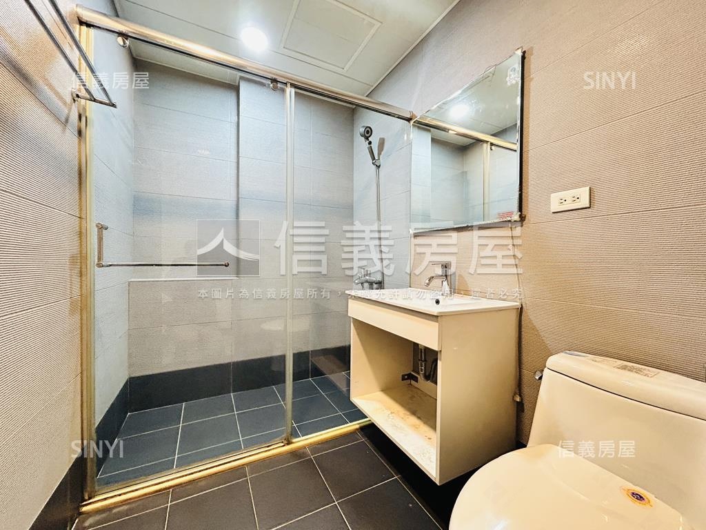 新天境。尊爵豪邸房屋室內格局與周邊環境