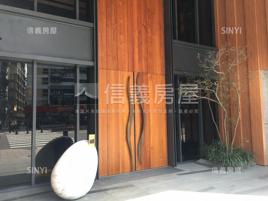 墨花香採光三房平車房屋室內格局與周邊環境