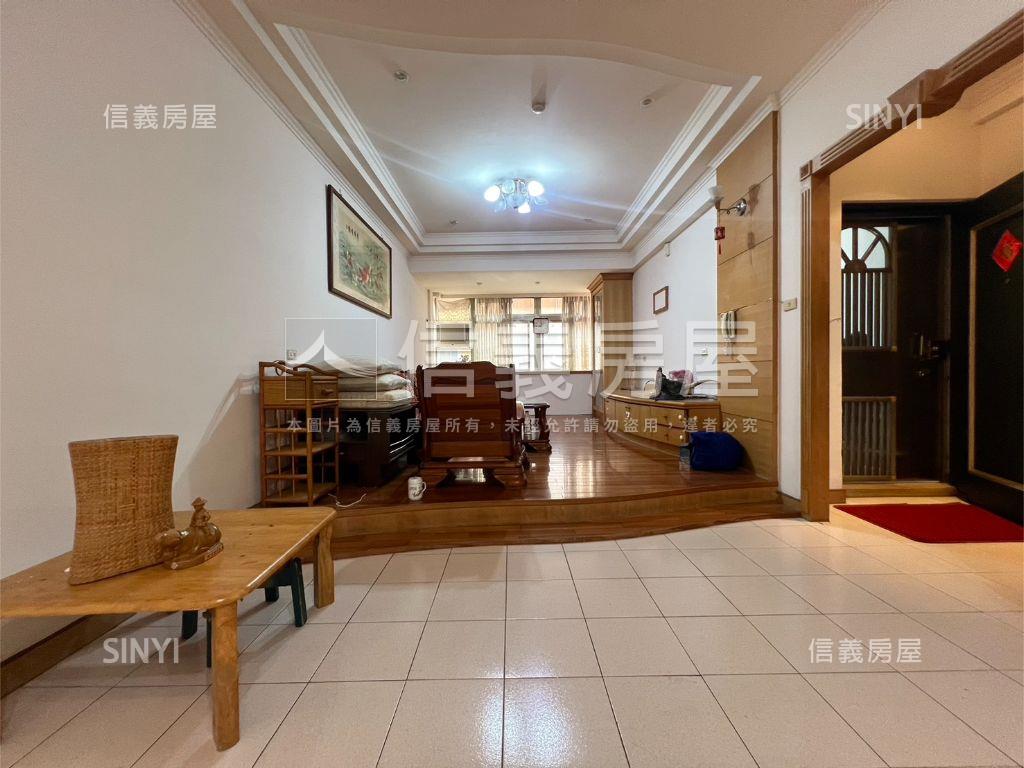 碧華三面採光邊間大戶房屋室內格局與周邊環境