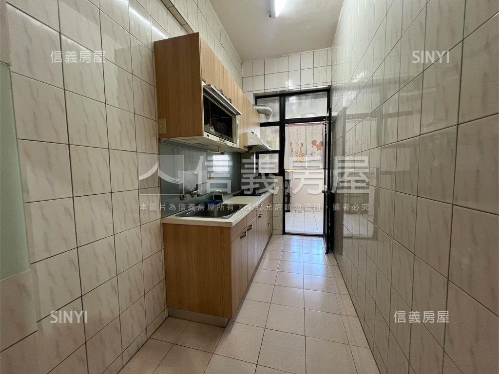 碧華三面採光邊間大戶房屋室內格局與周邊環境