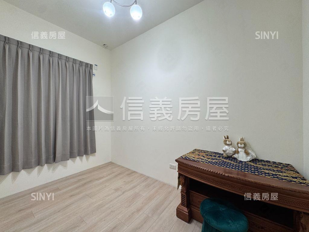 【新重劃區】綠景兩房車位房屋室內格局與周邊環境