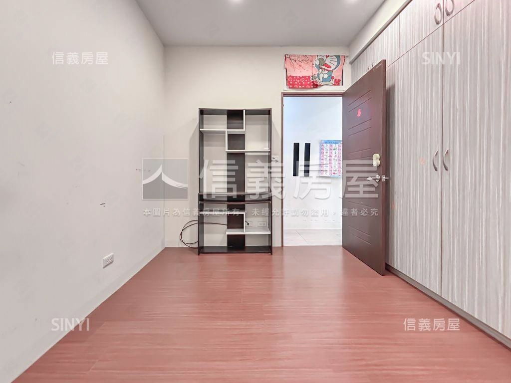 南港合順黃金三樓房屋室內格局與周邊環境