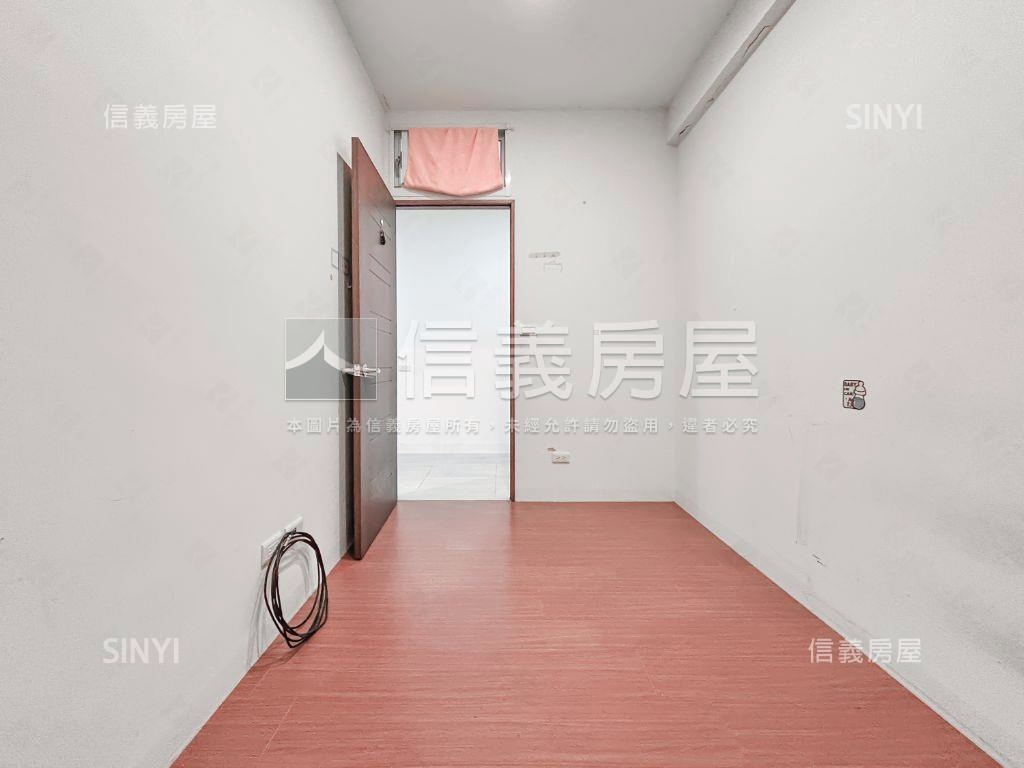 南港合順黃金三樓房屋室內格局與周邊環境