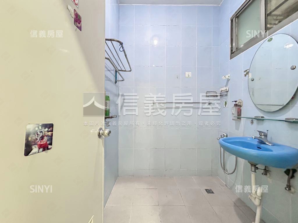 南港合順黃金三樓房屋室內格局與周邊環境