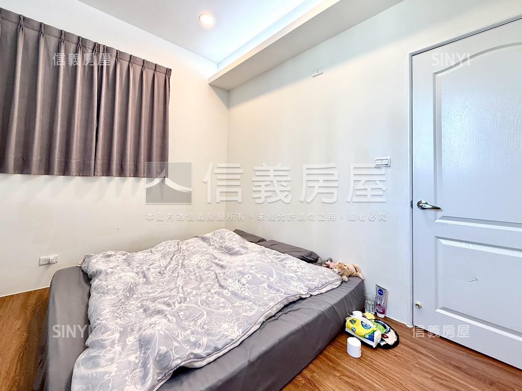 未來藍線美裝潢三房房屋室內格局與周邊環境