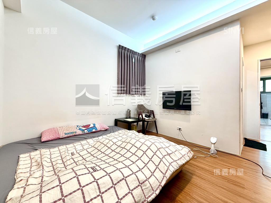 未來藍線美裝潢三房房屋室內格局與周邊環境