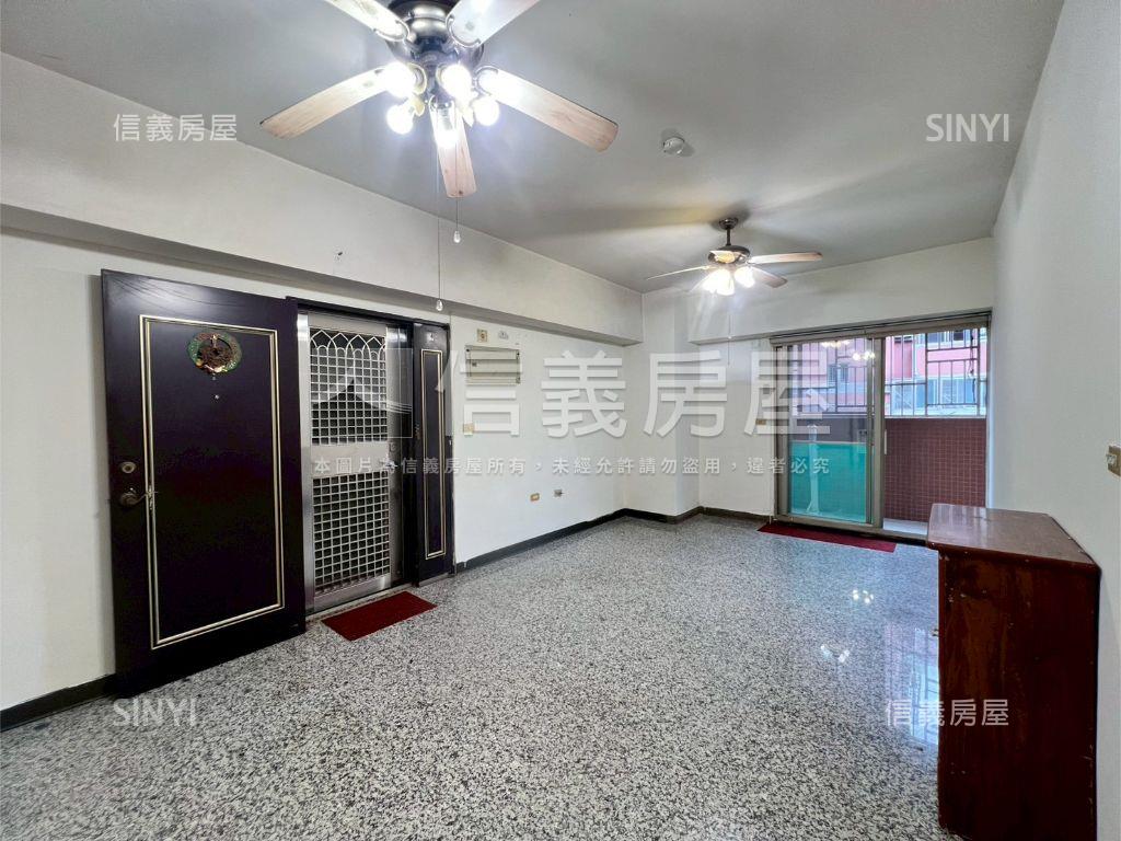 大埔生活圈通風明亮美三房房屋室內格局與周邊環境