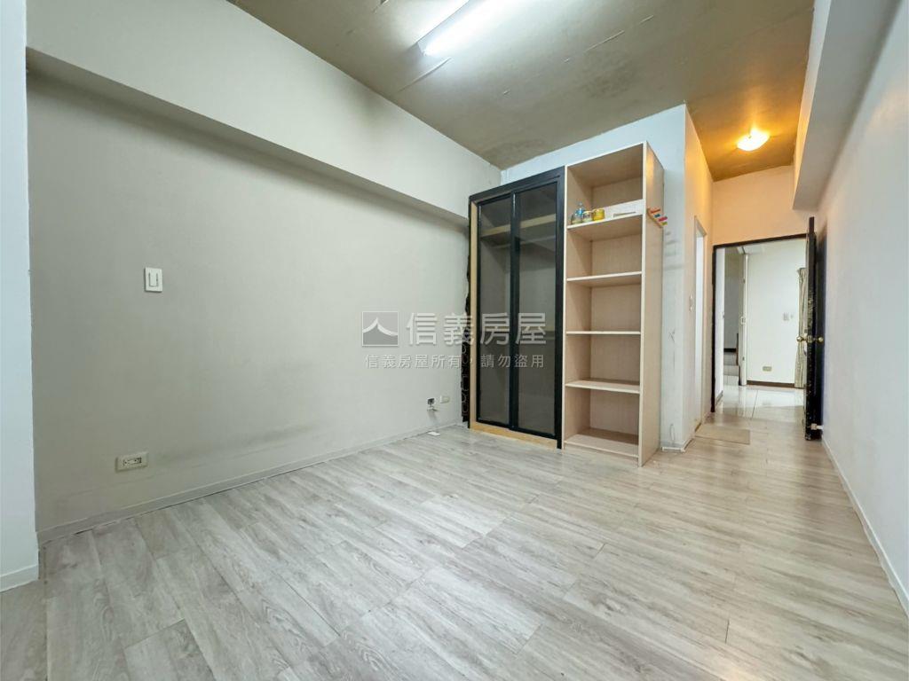近美術館大坪庭院宅房屋室內格局與周邊環境