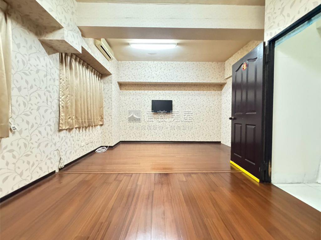 近美術館大坪庭院宅房屋室內格局與周邊環境
