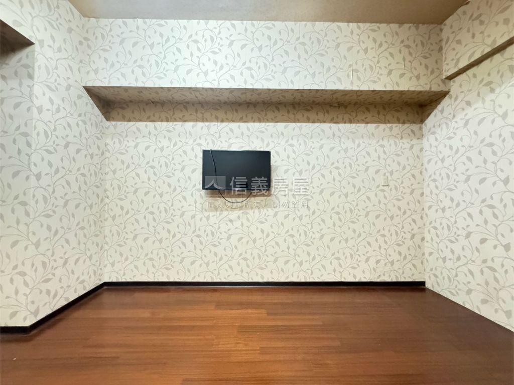 近美術館大坪庭院宅房屋室內格局與周邊環境