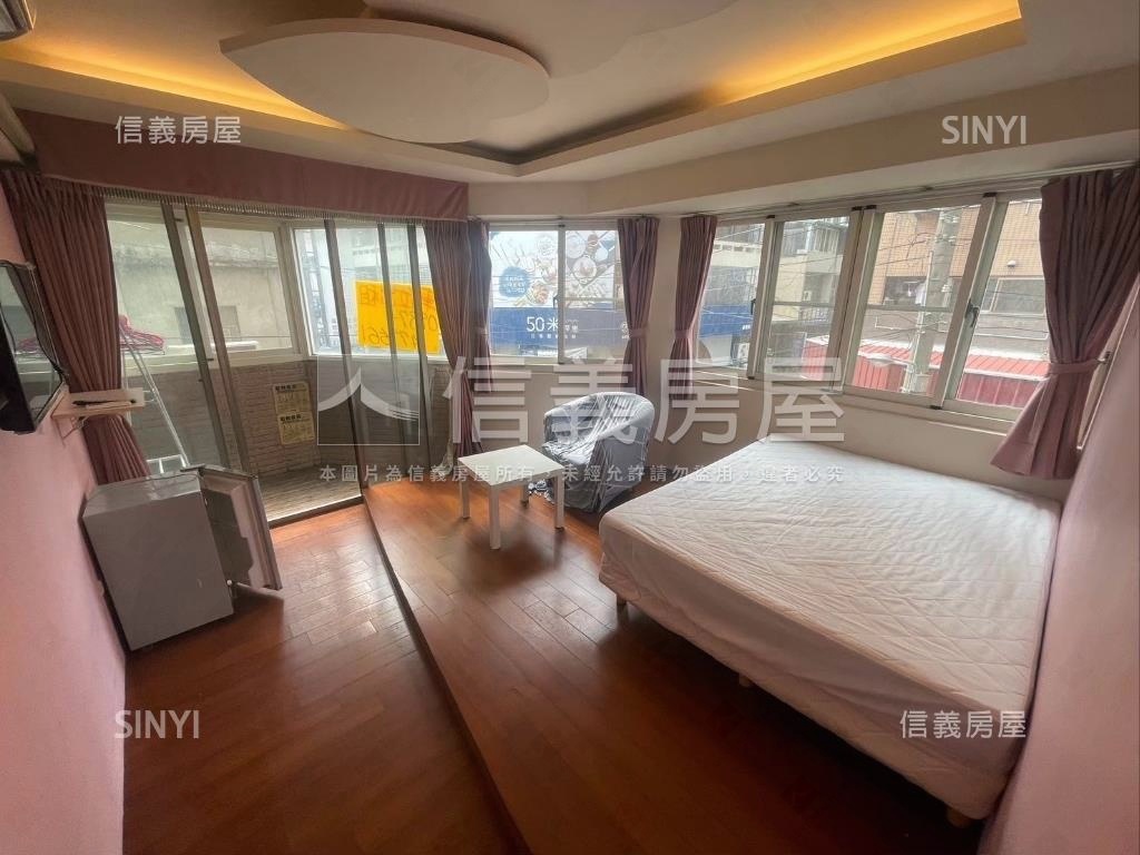 逢甲大學商圈套房極品１房屋室內格局與周邊環境