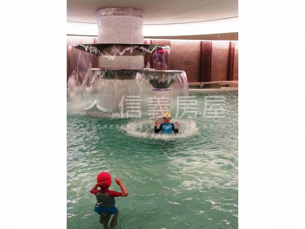 專任美河市河景吉品房屋室內格局與周邊環境